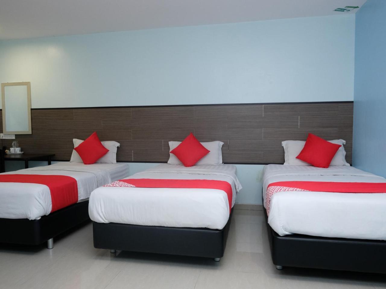 Hotel De' Tees, Masai Utama Pasir Gudang Exteriör bild