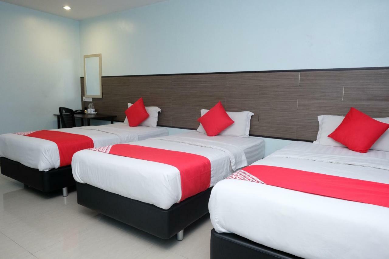 Hotel De' Tees, Masai Utama Pasir Gudang Exteriör bild
