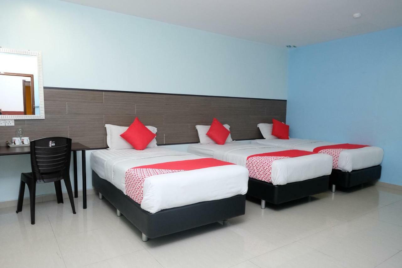 Hotel De' Tees, Masai Utama Pasir Gudang Exteriör bild