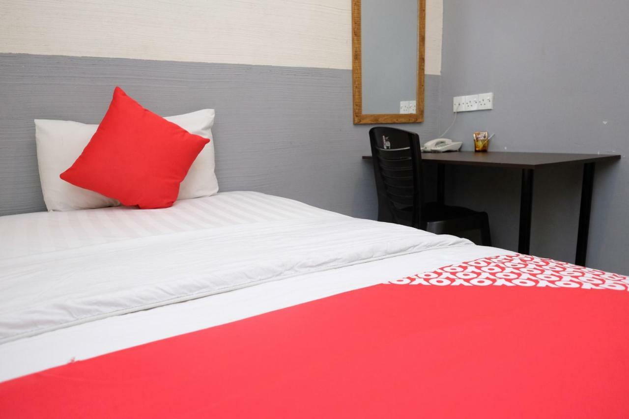 Hotel De' Tees, Masai Utama Pasir Gudang Exteriör bild