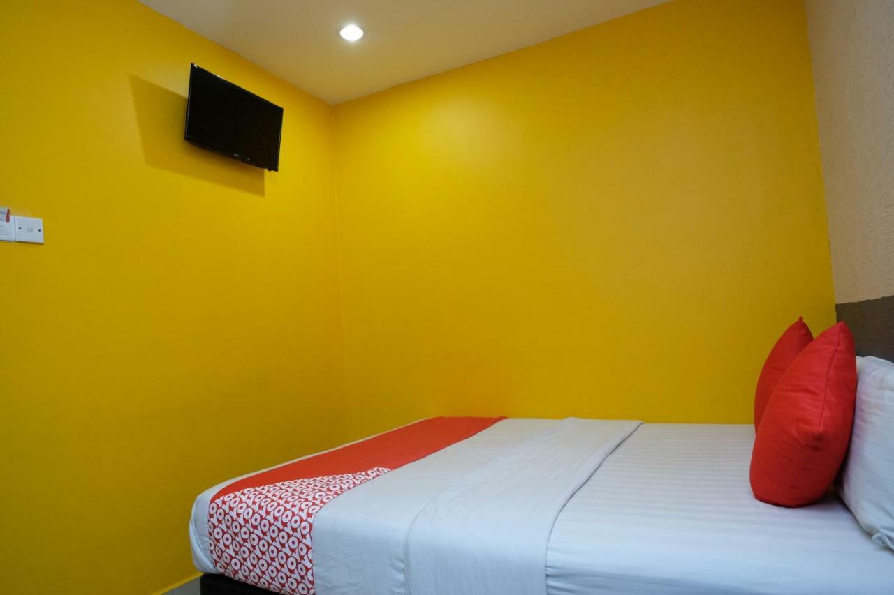 Hotel De' Tees, Masai Utama Pasir Gudang Exteriör bild