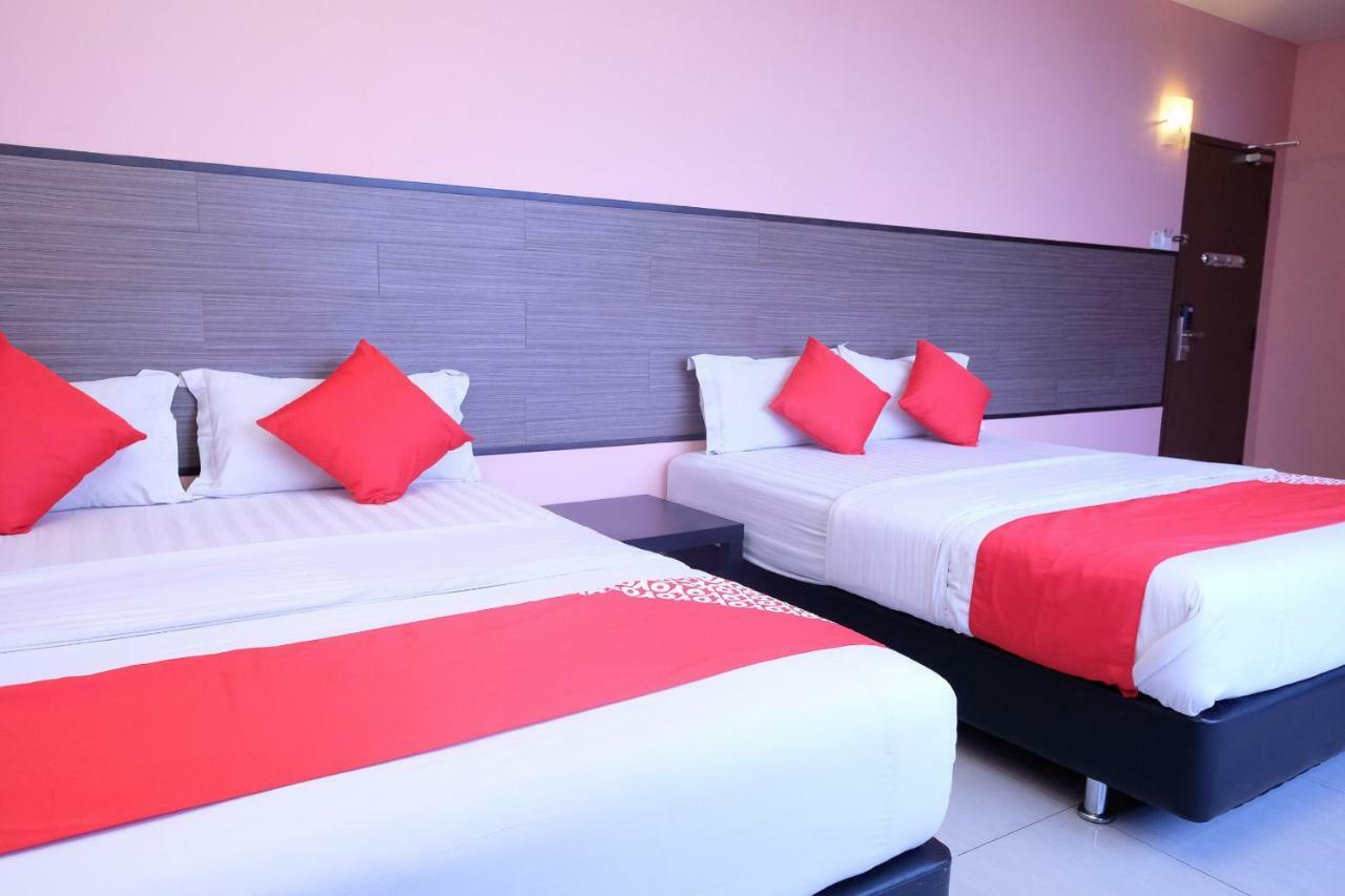 Hotel De' Tees, Masai Utama Pasir Gudang Exteriör bild